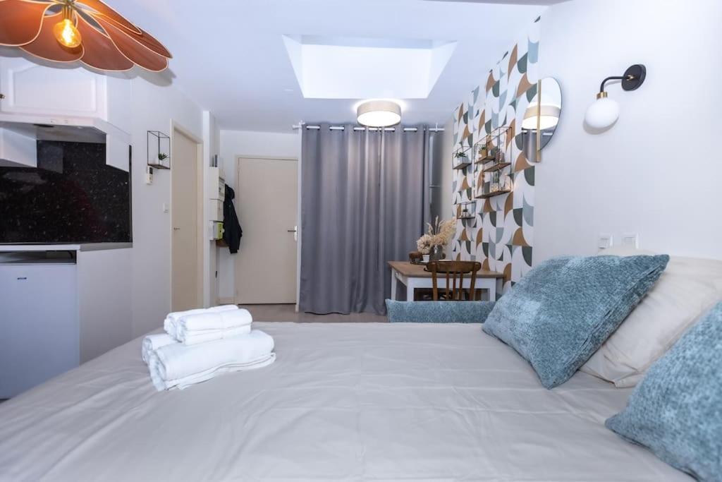 Appartement Studio Cosy Au Fort De Lourdes Extérieur photo